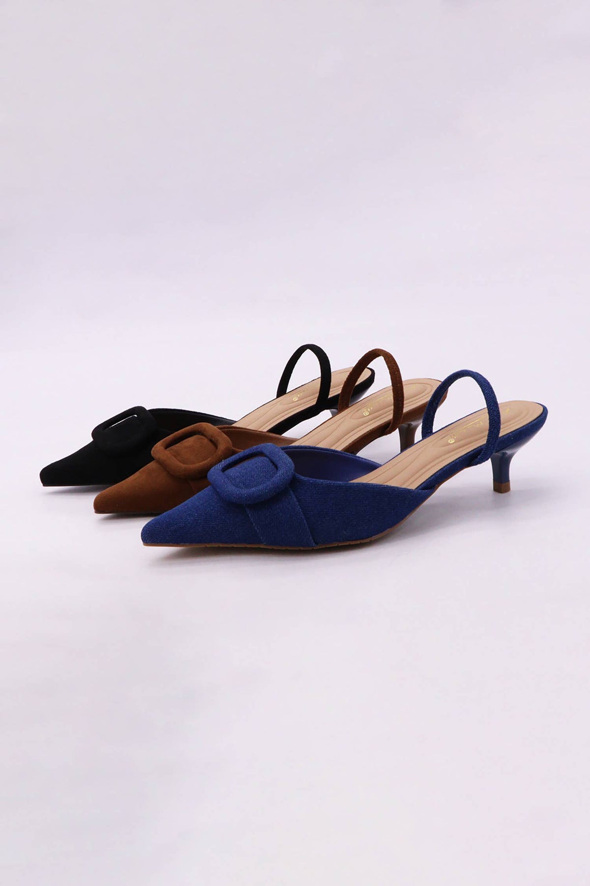 Kitten heel slingbacks
