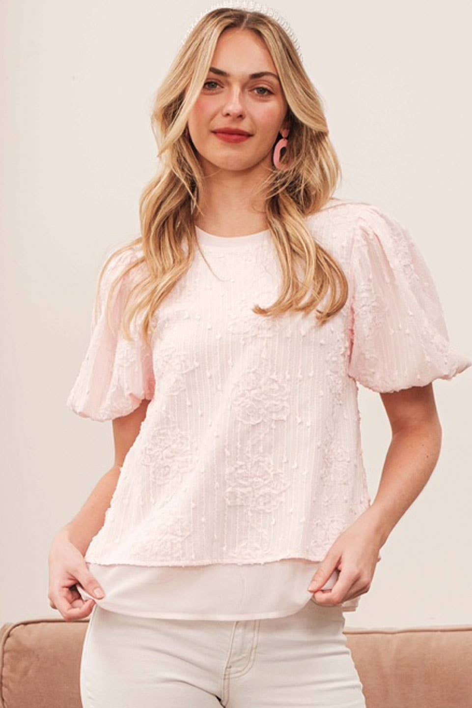 FLORAL TEXTURED BUBBLE SLEEVE TOP