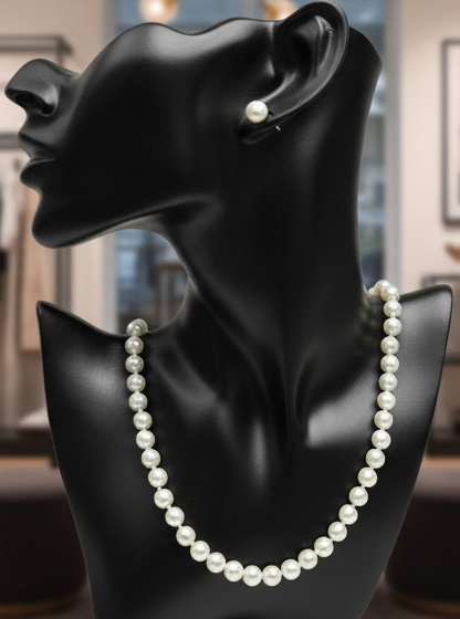 Cream Pearl Necklace & Earrings Set