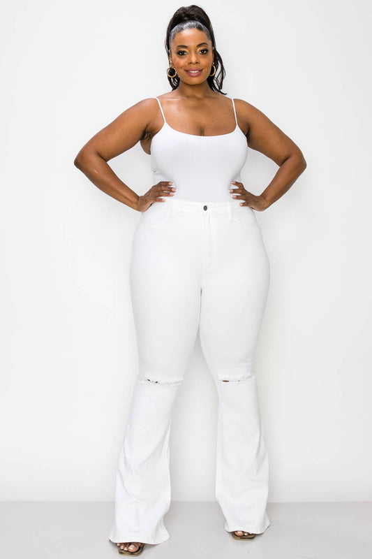 PLUS CURVY FLARE WHITE JEAN