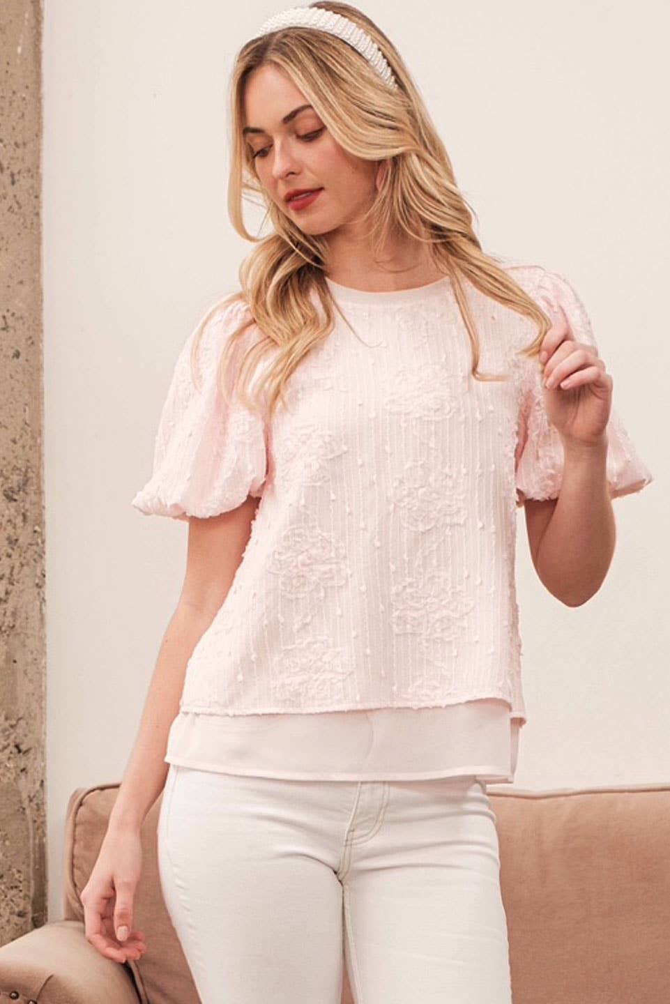 FLORAL TEXTURED BUBBLE SLEEVE TOP