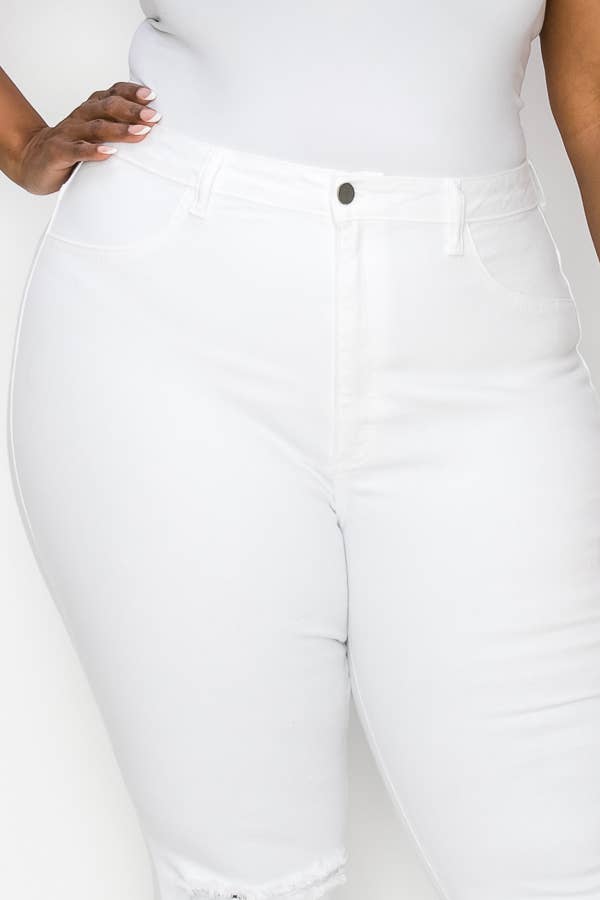 PLUS CURVY FLARE WHITE JEAN