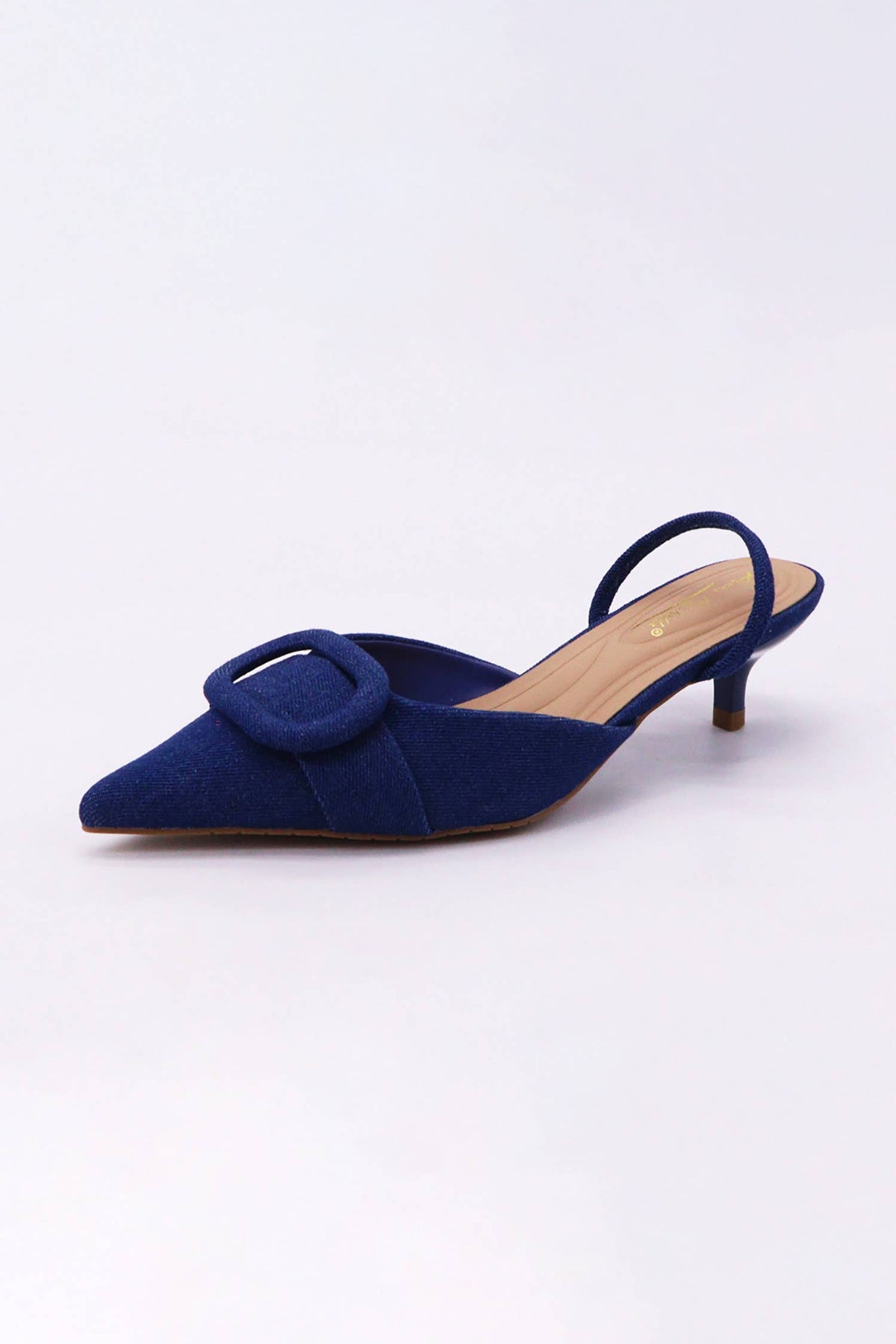 Kitten heel slingbacks