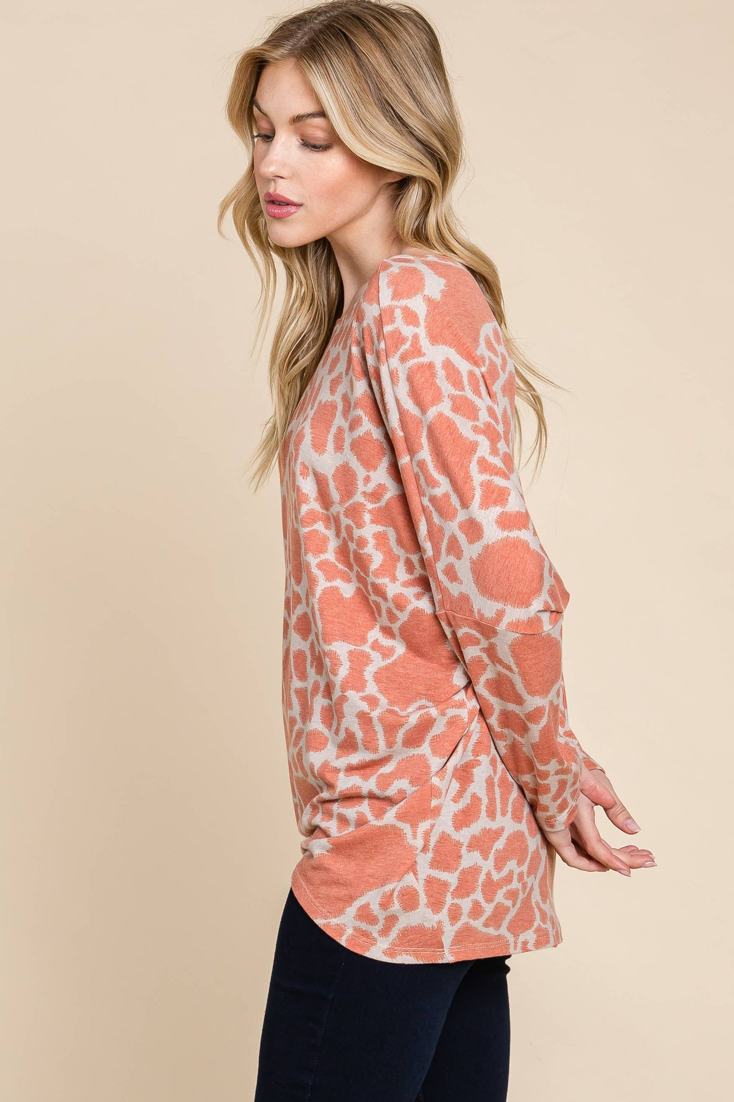 T/R Span Animal Printed Top