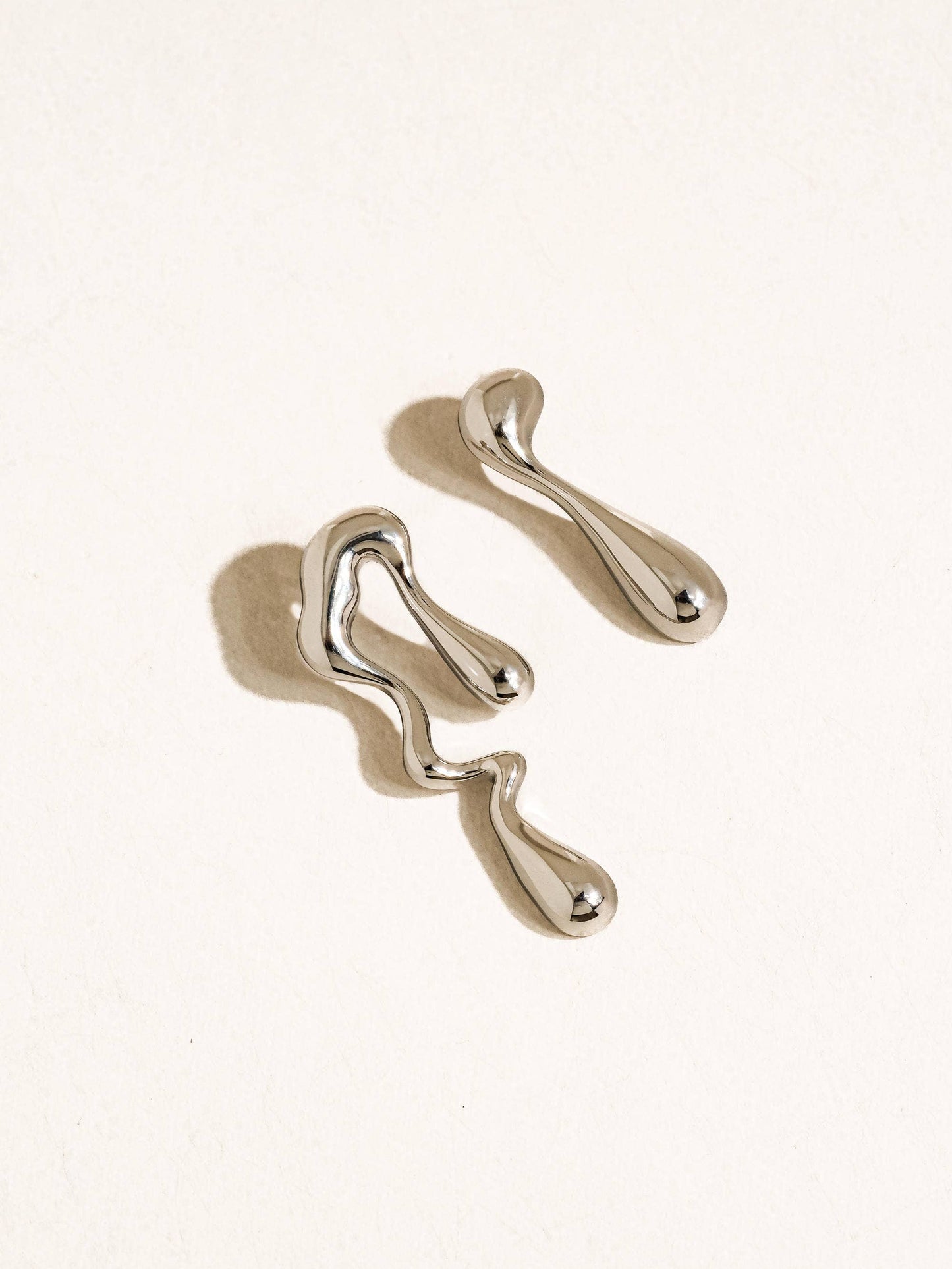 Roma 18K Gold Non-Tarnish Mismatch Melted Earring