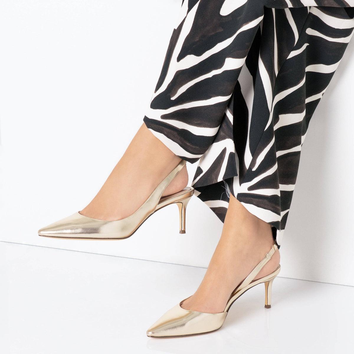 Nina: NINA60S-PLATINO METALLIC